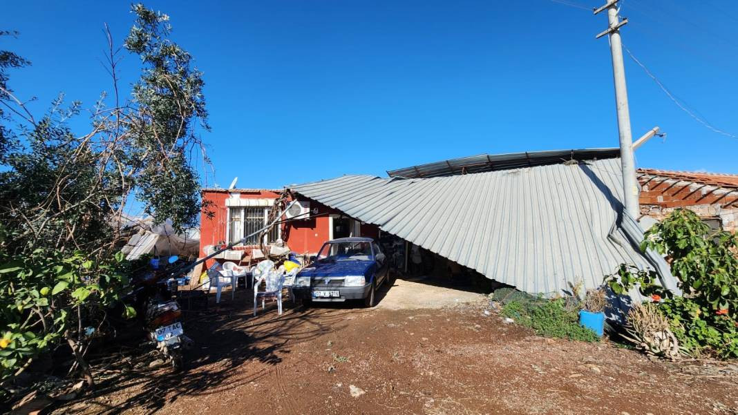 Seralar hayalet gibi uçtu! Pencereden bakan Antalyalılar gözlerine inanamadı - Resim: 32